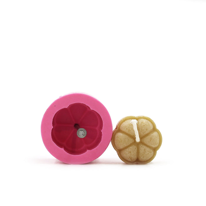 Busy Bee |Flower Blossom Tealight Mould | 1.4" x 1"